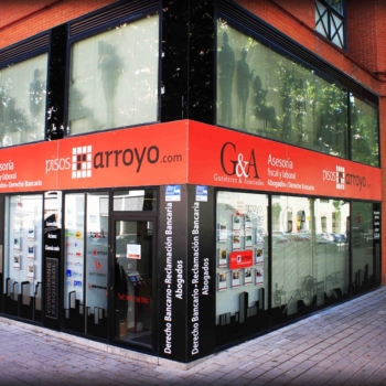 Inmobiliaria en Valladolid Gutierrez & Asociados, Parquesol. Venta y Alquiler de pisos y locales comerciales. Chalet, Adosado, local, nave, garaje, piso, apartamento, oficina, trastero, comercial. Pisos y viviendas en Valladolid, Parquesol, Cigales, Arroyo de la Encomienda, la Flecha, Villanubla, Zaratan, la Cisterniga. Pisos economicos y baratos. Mejor servicio inmobiliario y asesoramiento. Gestoria legal y comercial. Experiencia inmobiliaira. Encontrar piso en Valladolid. Oportunidad Inmobiliaria. Viviendas espectaculares. Varias habitaciones y baños.